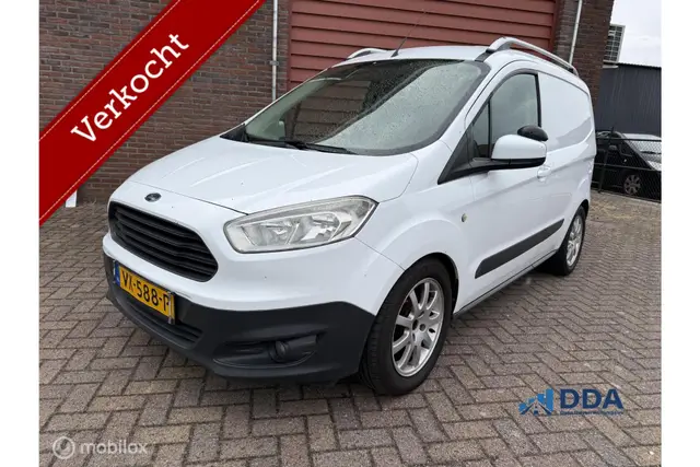 Ford Transit Courier 2014