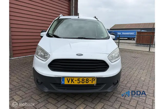 Ford Transit Courier 1.5 TDCI Ambiente (2014) — foto 2