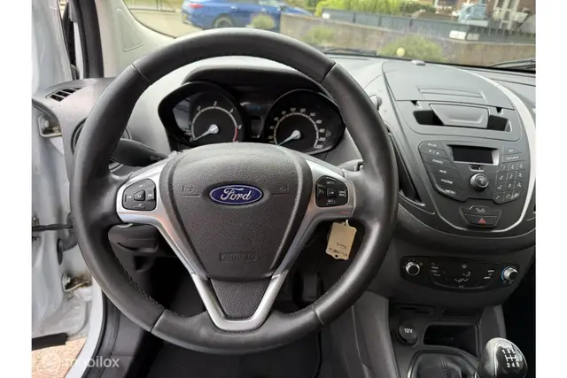 Ford Transit Courier 1.5 TDCI Ambiente (2014) — foto 13