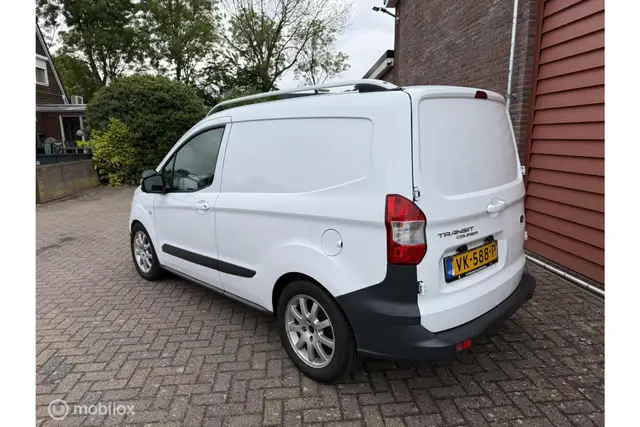 Ford Transit Courier 1.5 TDCI Ambiente (2014) — foto 16