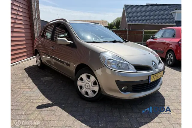 Renault Clio Estate 1.2 TCE Dynamique (2009) — foto 2