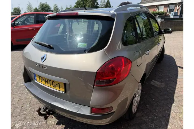 Renault Clio Estate 1.2 TCE Dynamique (2009) — foto 6