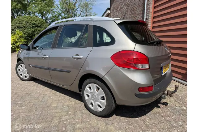 Renault Clio Estate 1.2 TCE Dynamique (2009) — foto 9