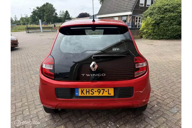 Renault Twingo 1.0 SCe Limited -Parkeersensor, Cruise, Airco (2017) — foto 9