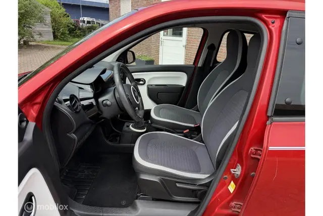 Renault Twingo 1.0 SCe Limited -Parkeersensor, Cruise, Airco (2017) — foto 12