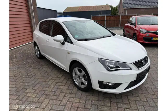 SEAT Ibiza 1.0 EcoTSI FR Connect, Airco, Stoelverwarming (2016) — foto 6
