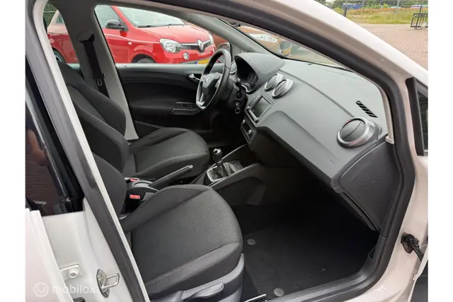 SEAT Ibiza 1.0 EcoTSI FR Connect, Airco, Stoelverwarming (2016) — foto 8