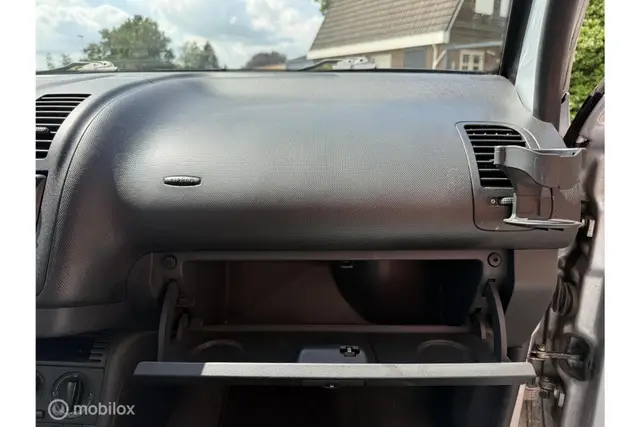 Volkswagen Lupo 1.0 (2002) — foto 16